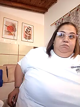 Snapshot of Alisson_am chatting on 02.26.25 Alisson am online show from 02.26.25