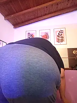 Snapshot of Alisson_am chatting on 03.13.25 Alisson am online show from 03.13.25