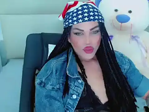 Snapshot of NathaliaCross chatting on 02.04.25 NathaliaCross online show from 02.04.25