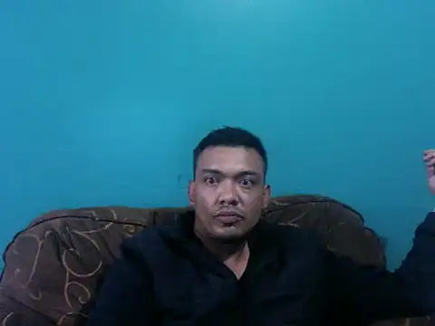 Snapshot of TUMORENO1 chatting on 01.15.25 TUMORENO1 online show from 01.15.25