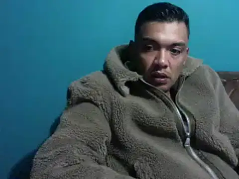 Snapshot of TUMORENO1 chatting on 02.16.25 TUMORENO1 online show from 02.16.25