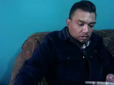 Snapshot of TUMORENO1 chatting on 03.11.25 TUMORENO1 online show from 03.11.25