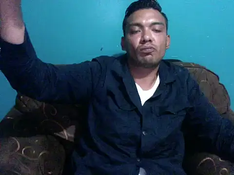 Snapshot of TUMORENO1 chatting on 09.27.25 TUMORENO1 online show from 09.27.25