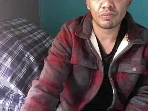 Snapshot of TUMORENO1 chatting on 10.17.25 TUMORENO1 online show from 10.17.25