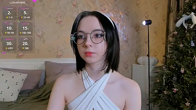 Snapshot of Nora_Failure chatting on 12.29.24 Nora Failure online show from 12.29.24