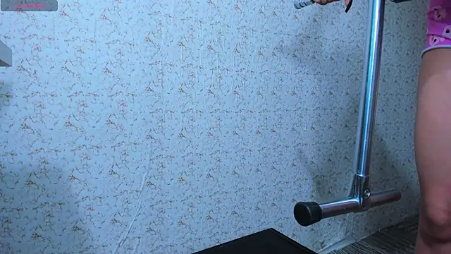 Snapshot of Annaraquel_ chatting on 12.28.24 Annaraquel  online show from 12.28.24