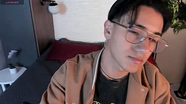 Andy Joy  online show from 12.02.25