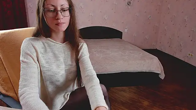 Snapshot of Pantyhose_Mila chatting on 02.04.25 Pantyhose Mila online show from 02.04.25