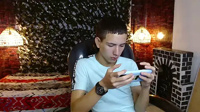 Snapshot of JackSwan18 chatting on 01.14.25 JackSwan18 online show from 01.14.25