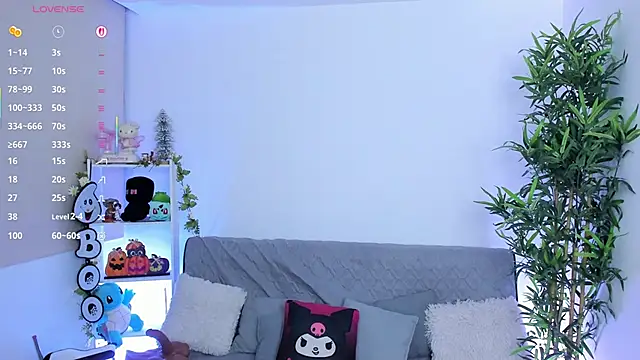 Snapshot of natty_romanof_18 chatting on 09.15.25 natty romanof 18 online show from 09.15.25