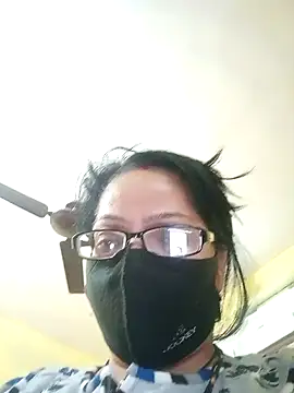 Snapshot of heenage chatting on 12.03.24 heenage online show from 12.03.24