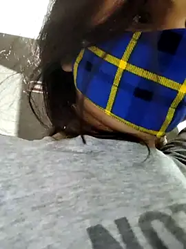 illay love online show from 03.18.25