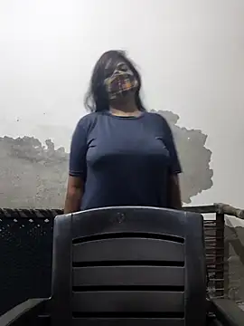 illay love online show from 10.08.25