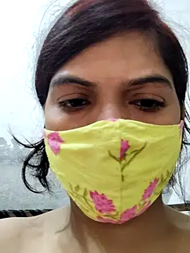 illay love online show from 10.18.25