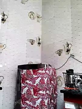 illay love online show from 11.30.25