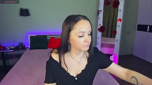 AngellLika online show from 09.19.25