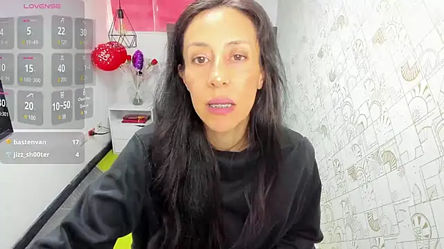 Snapshot of Abrillee1 chatting on 03.11.25 Abrillee1 online show from 03.11.25