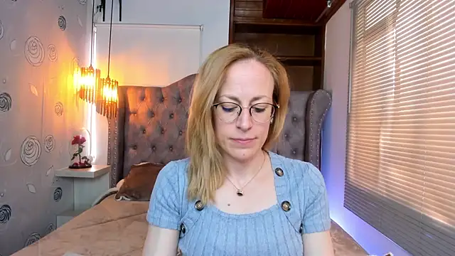 Snapshot of SammySanders chatting on 01.11.25 SammySanders online show from 01.11.25