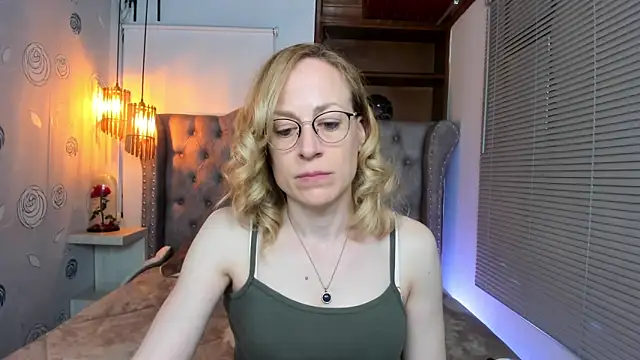 Snapshot of SammySanders chatting on 01.17.25 SammySanders online show from 01.17.25