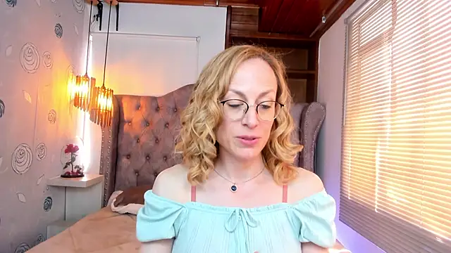 Snapshot of SammySanders chatting on 01.24.25 SammySanders online show from 01.24.25