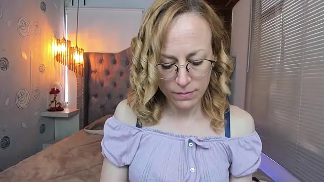 Snapshot of SammySanders chatting on 03.15.25 SammySanders online show from 03.15.25