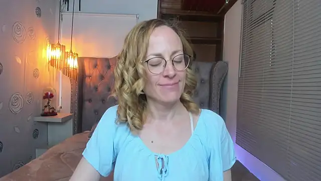 Snapshot of SammySanders chatting on 03.19.25 SammySanders online show from 03.19.25