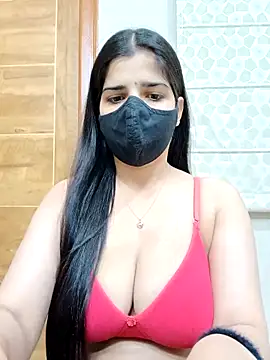 Snapshot of aaliya_bhattt chatting on 03.06.25 aaliya bhattt online show from 03.06.25