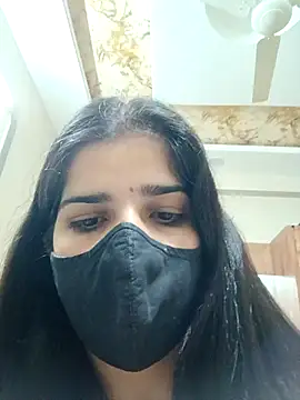 Snapshot of aaliya_bhattt chatting on 09.19.25 aaliya bhattt online show from 09.19.25