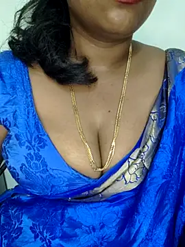 Snapshot of Sexy_Ammu_Telugu chatting on 02.17.25 Sexy Ammu Telugu online show from 02.17.25