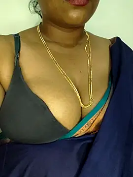 Snapshot of Sexy_Ammu_Telugu chatting on 02.20.25 Sexy Ammu Telugu online show from 02.20.25