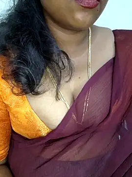 Snapshot of Sexy_Ammu_Telugu chatting on 03.13.25 Sexy Ammu Telugu online show from 03.13.25