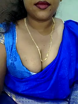 Snapshot of Sexy_Ammu_Telugu chatting on 10.10.25 Sexy Ammu Telugu online show from 10.10.25