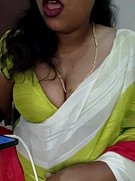 Snapshot of Sexy_Ammu_Telugu chatting on 10.12.25 Sexy Ammu Telugu online show from 10.12.25
