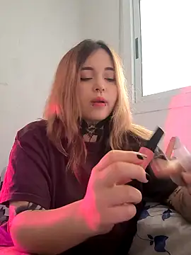 Alice Klein online show from 01.28.25