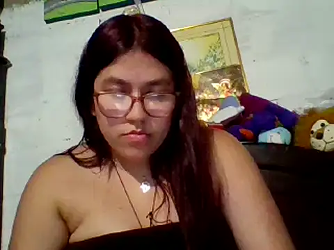 Snapshot of dafne19_ chatting on 02.16.25 dafne19 online show from 02.16.25