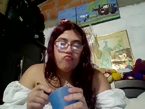 Snapshot of dafne19_ chatting on 02.23.25 dafne19 online show from 02.23.25