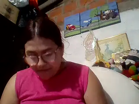 Snapshot of dafne19_ chatting on 03.22.25 dafne19 online show from 03.22.25