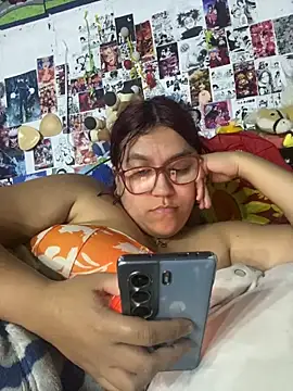 Snapshot of dafne19_ chatting on 09.23.25 dafne19 online show from 09.23.25