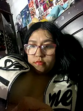 Snapshot of dafne19_ chatting on 11.10.25 dafne19 online show from 11.10.25