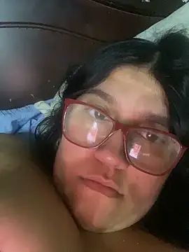 Snapshot of dafne19_ chatting on 11.14.25 dafne19 online show from 11.14.25