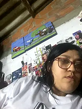 Snapshot of dafne19_ chatting on 11.29.25 dafne19 online show from 11.29.25