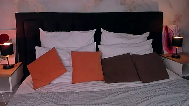 Snapshot of MaryAriel chatting on 02.27.25 MaryAriel online show from 02.27.25