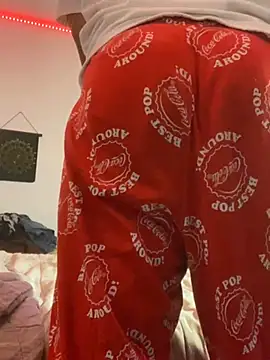 Snapshot of demonpt3 chatting on 03.21.25 demonpt3 online show from 03.21.25