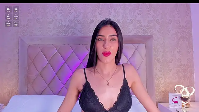 LiaFlowers online show from 01.14.25