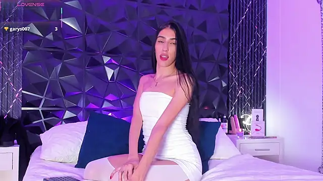 LiaFlowers online show from 03.22.25