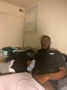 Snapshot of abdoul- chatting on 12.02.24 abdoul- online show from 12.02.24