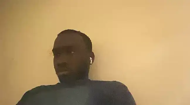 Snapshot of abdoul- chatting on 02.09.25 abdoul- online show from 02.09.25