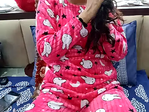 Snapshot of GoldnessAishu chatting on 01.10.25 GoldnessAishu online show from 01.10.25