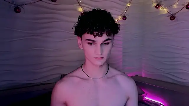 adam 21cm   online show from 01.10.25