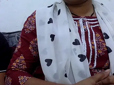 Snapshot of hotipooja1 chatting on 10.03.25 hotipooja1 online show from 10.03.25